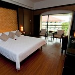 Deluxe-Sea-View-Room